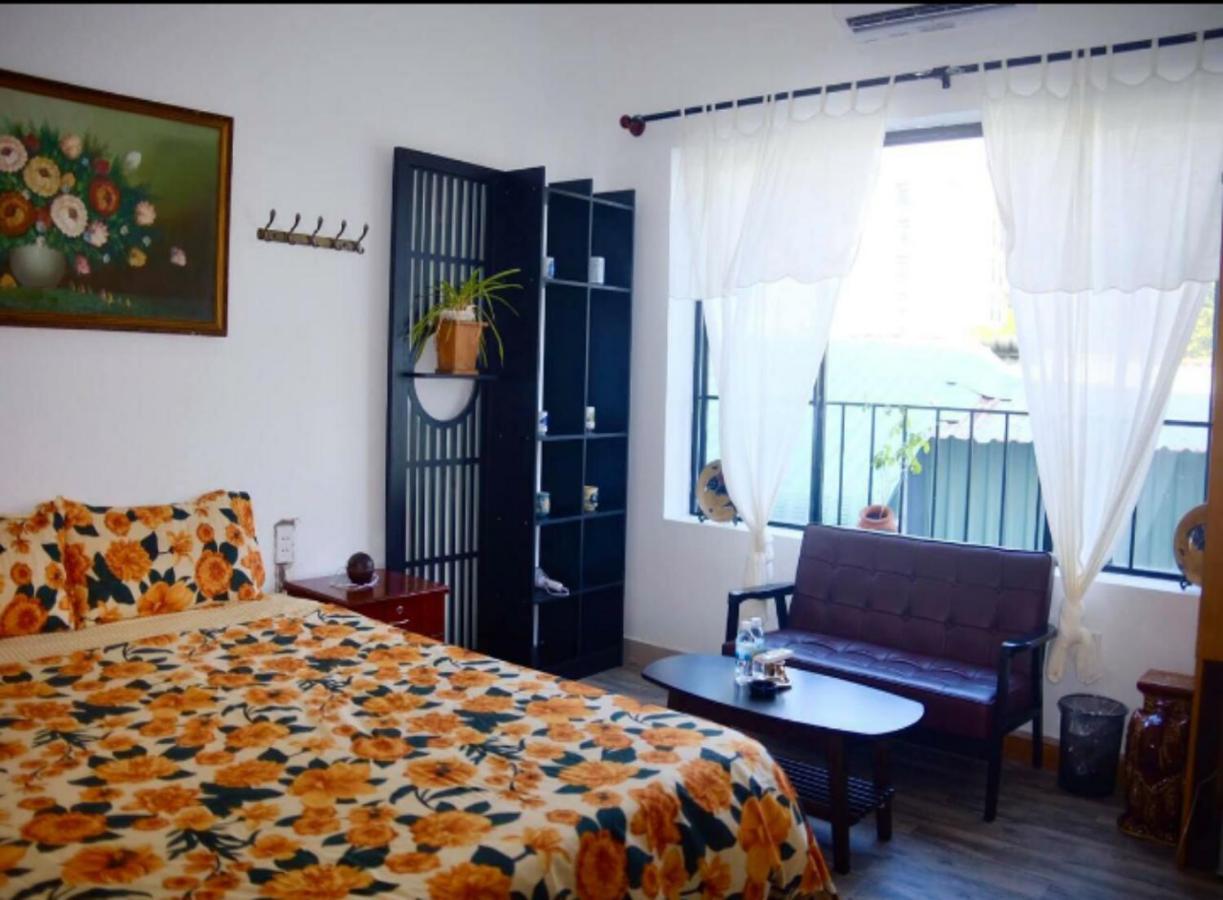 Con Son Island Home Chi Khu Co Ong Exterior photo