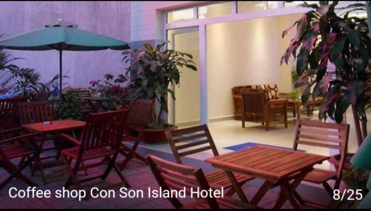 Con Son Island Home Chi Khu Co Ong Exterior photo